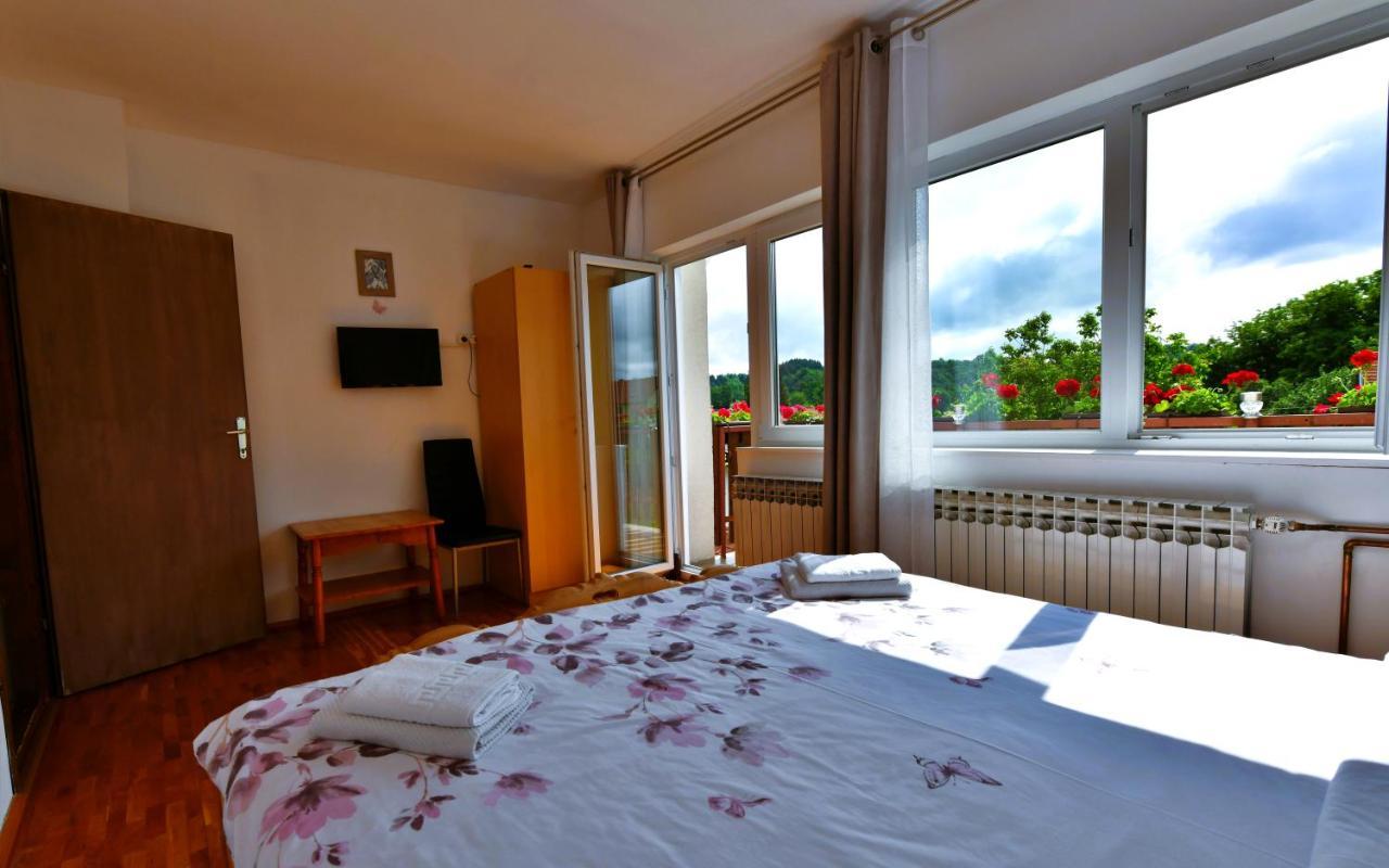 Apartment Marija Zupan Rakovica Exterior foto