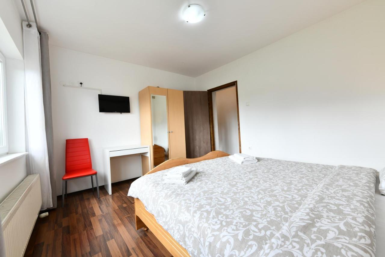 Apartment Marija Zupan Rakovica Exterior foto