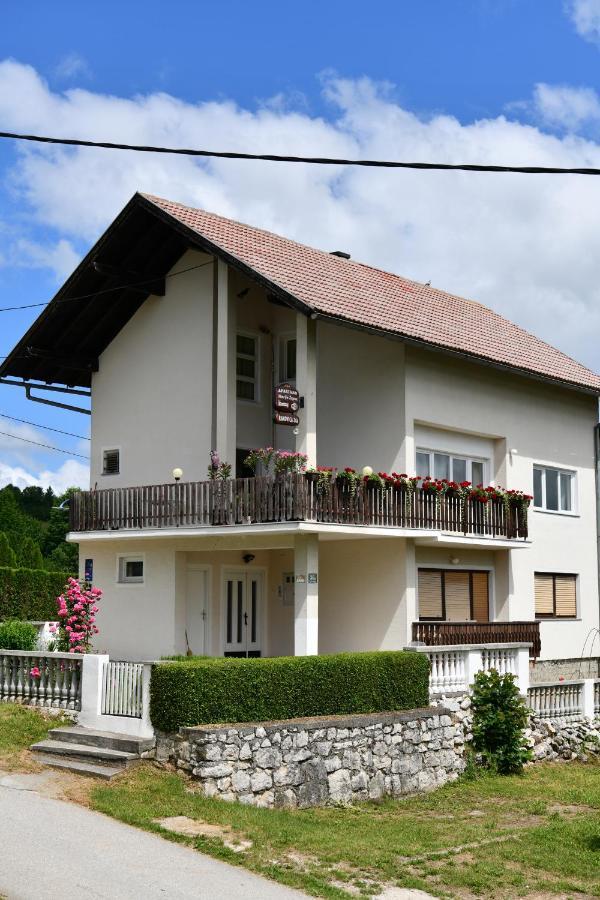Apartment Marija Zupan Rakovica Exterior foto